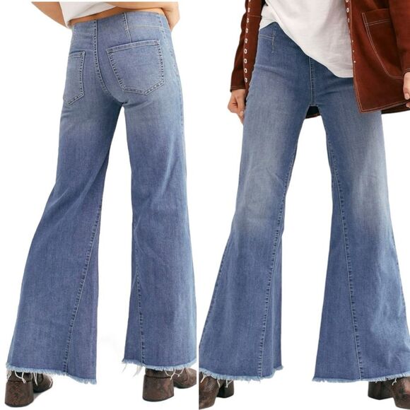 Free People Drapey A Line Pull On Flare Jeans Medium Wash Bellbottoms Size 26 /2 - Picture 3 of 11